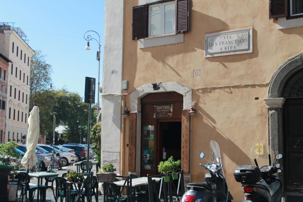 Ben'S Houses - Trastevere Apartment Рим Екстериор снимка